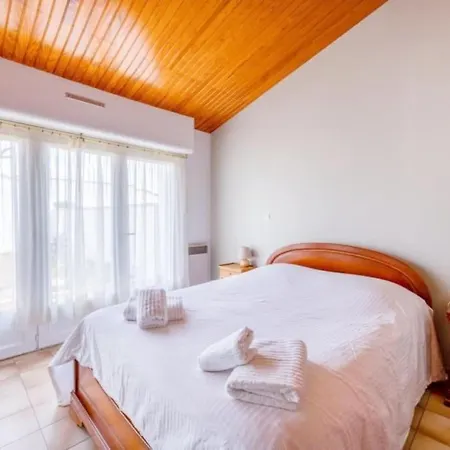 Family House - Le Bois-plage En Re Hébergement de vacances *